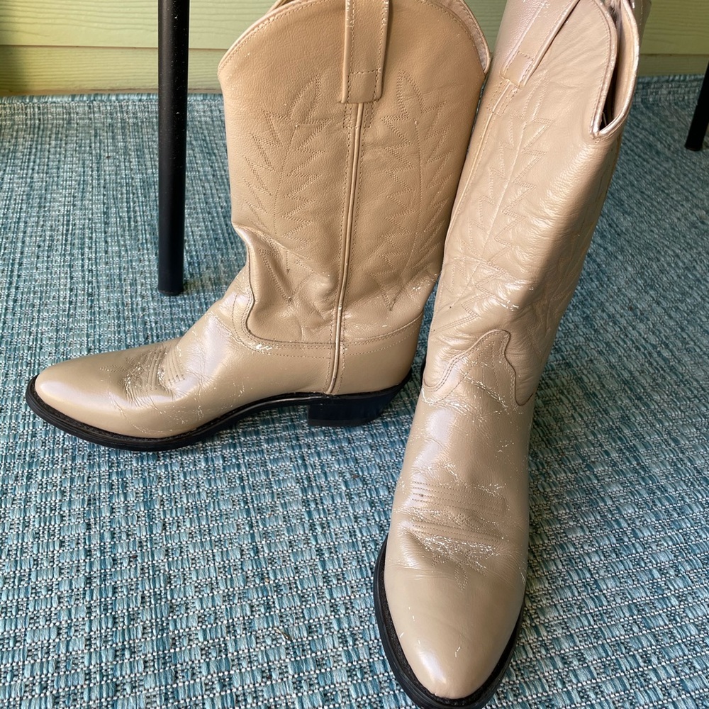 Vintage old west western boots